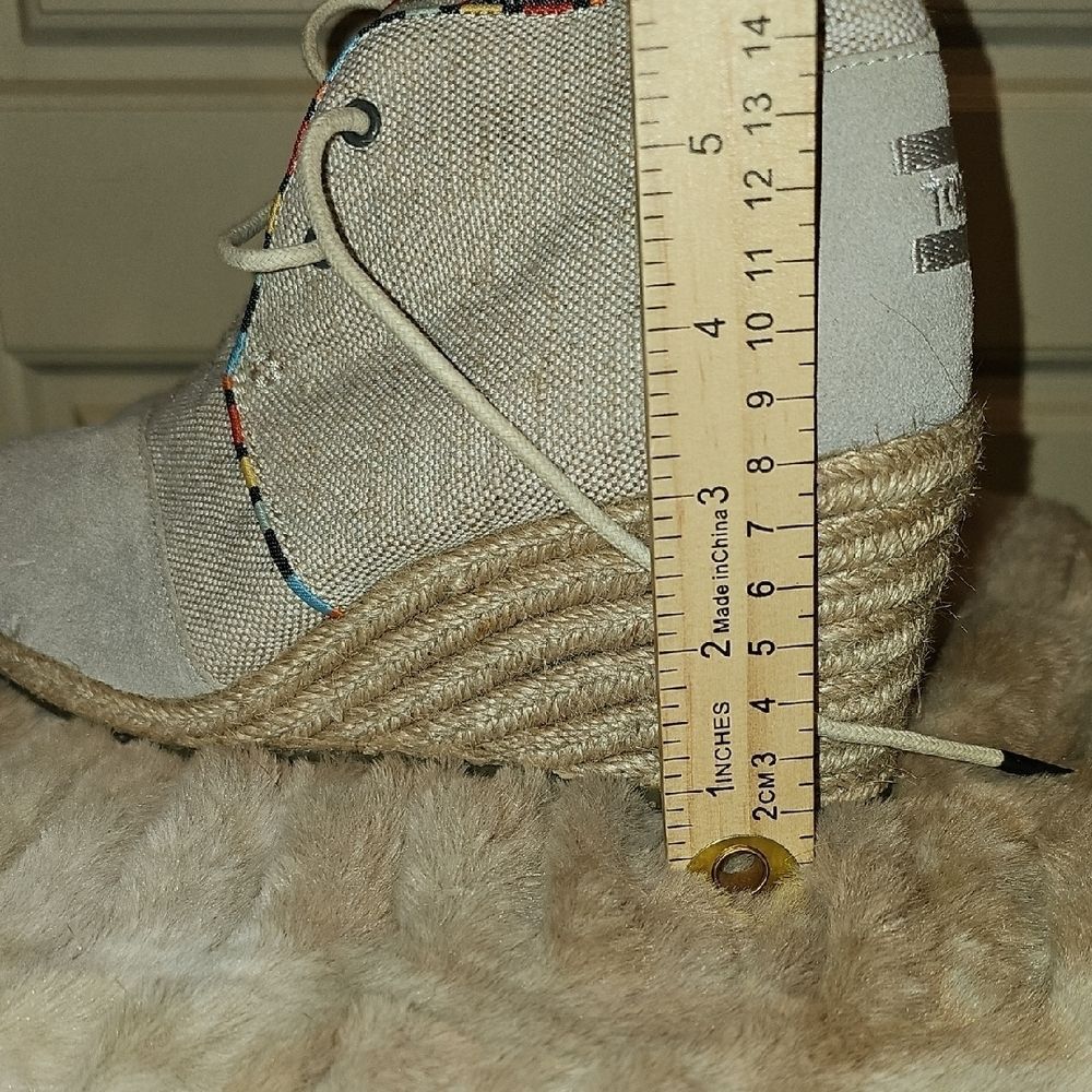 Toms Wedge Shoes -Women's Cream Size 8 - Picture 4 of 6